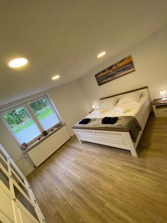 Schoene Wohnung Mit Garten Beim Outletcenter 5 Km Boostedt Buitenkant foto