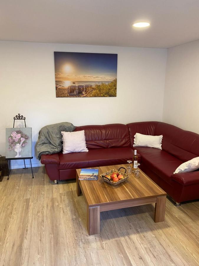 Schoene Wohnung Mit Garten Beim Outletcenter 5 Km Boostedt Buitenkant foto