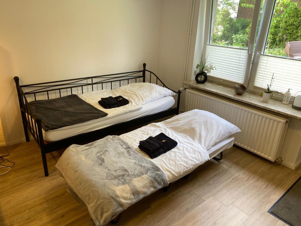 Schoene Wohnung Mit Garten Beim Outletcenter 5 Km Boostedt Buitenkant foto